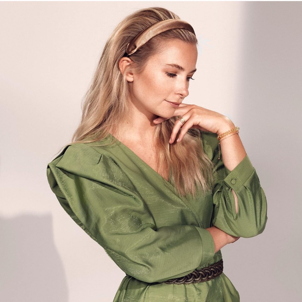 Invisibobble headband